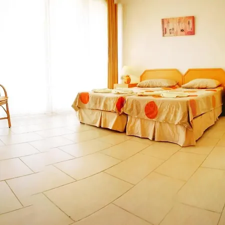 Invigorating With Private Pool In Antalya فندق بيليك